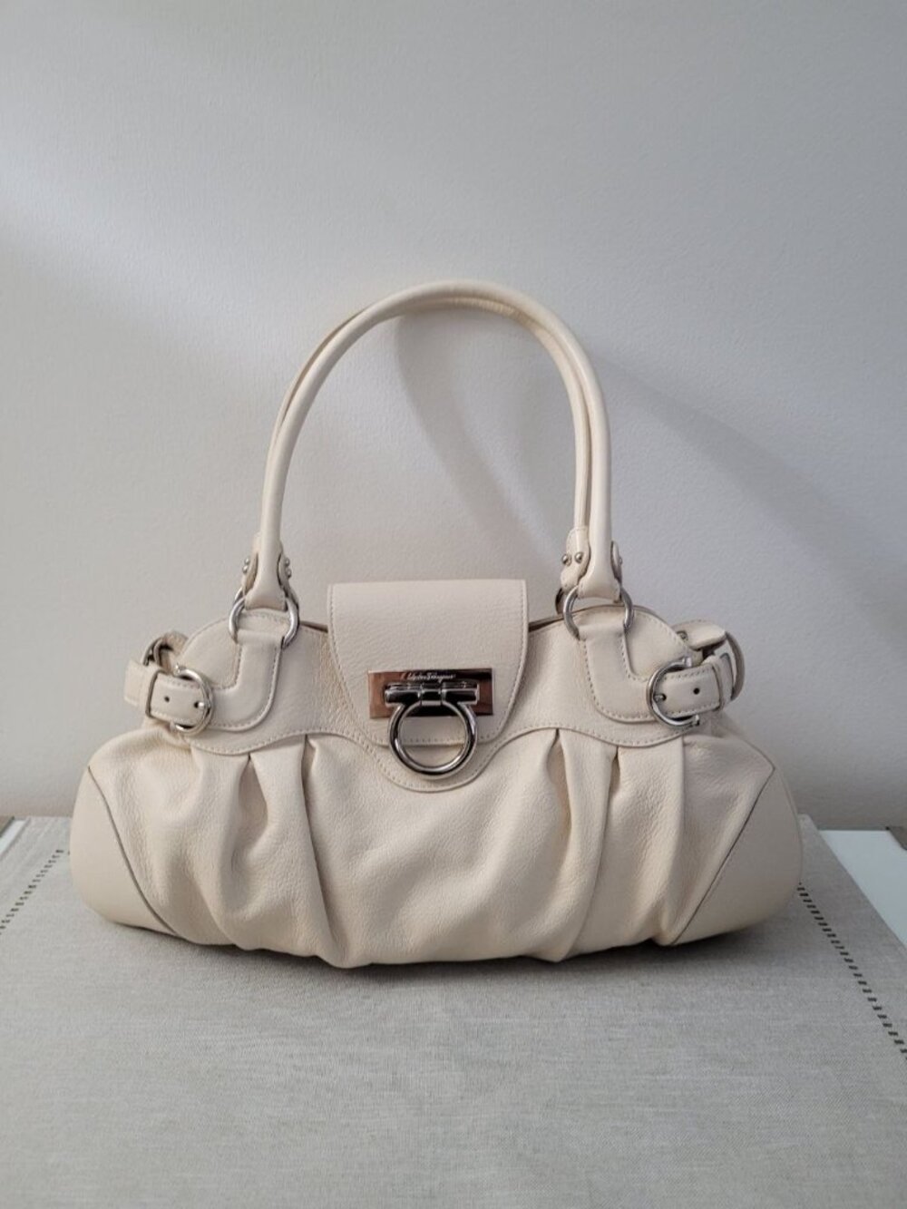 Salvatore Ferragamo Gancini Ivory Leather Satchel Shoulder Bag Vintage